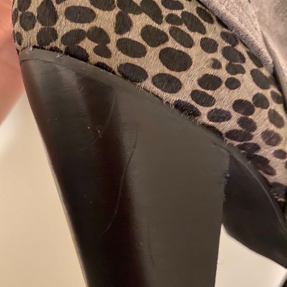 Jeanne Beker Suede Bootees - Picture 8 of 8